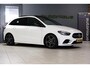 Mercedes-Benz B-klasse 180 *AMG Pack* Panoramadak/Navi/Camera/Diamond Gril/'18LMV