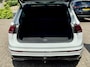 Volkswagen Tiguan 2.0 TSI 220PK 4Motion Highline R-Line Virtual Standkachel Trekha