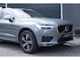 Volvo XC60 T5 Automaat R-Design | Verwarmbare voorstoelen | Parkeercamera | DAB+ | Apple Carplay/Android auto | Keyless entry | Elektrische achterklep | Sportonderstel | Navigatie | Alarm klasse 3 | BLIS