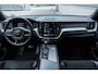 Volvo XC60 T5 Automaat R-Design | Verwarmbare voorstoelen | Parkeercamera | DAB+ | Apple Carplay/Android auto | Keyless entry | Elektrische achterklep | Sportonderstel | Navigatie | Alarm klasse 3 | BLIS