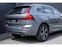 Volvo XC60 T5 Automaat R-Design | Verwarmbare voorstoelen | Parkeercamera | DAB+ | Apple Carplay/Android auto | Keyless entry | Elektrische achterklep | Sportonderstel | Navigatie | Alarm klasse 3 | BLIS