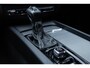 Volvo XC60 T5 Automaat R-Design | Parkeercamera | DAB+ | Apple Carplay | Alarm klasse 3 | BLIS | Lighting Pack | Full Map navigatie |