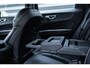 Volvo XC60 T5 Automaat R-Design | Parkeercamera | DAB+ | Apple Carplay | Alarm klasse 3 | BLIS | Lighting Pack | Full Map navigatie |