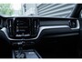 Volvo XC60 T5 Automaat R-Design | Parkeercamera | DAB+ | Apple Carplay | Alarm klasse 3 | BLIS | Lighting Pack | Full Map navigatie |