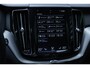 Volvo XC60 T5 Automaat R-Design | Parkeercamera | DAB+ | Apple Carplay | Alarm klasse 3 | BLIS | Lighting Pack | Full Map navigatie |