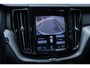 Volvo XC60 T5 Automaat R-Design | Parkeercamera | DAB+ | Apple Carplay | Alarm klasse 3 | BLIS | Lighting Pack | Full Map navigatie |