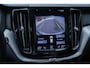 Volvo XC60 T5 Automaat R-Design | Verwarmbare voorstoelen | Parkeercamera | DAB+ | Apple Carplay/Android auto | Keyless entry | Elektrische achterklep | Sportonderstel | Navigatie | Alarm klasse 3 | BLIS