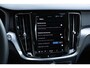 Volvo V60 B3 MILD HYBRID AUT. ESSENTIAL EDITION | | Google Maps navigatie | Trekhaak, semi elektrisch inklapbaar | Verwarmbare voorstoelen | Verwarmbaar stuurwiel | Buitenste achterstoelen verwarmbaar | Adapt. Cruise Control | LED |