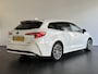 Toyota Corolla Touring Sports 1.8 Hybrid Executive STOELVERWARMING | ACHTERUITRIJCAMERA | PARKEERSENSOREN VOOR-/ACHTER |  BLIS