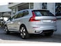 Volvo XC60 T6 AUTOMAAT PLUG-IN HYBRIDE AWD ULTIMATE DARK | Elektrisch bedienbaar schuif/kanteldak | Lederen bekleding | Parkeersensoren voor en achter | Verwarmbaar stuurwiel | Verwarmbare voorstoelen | BLIS | 360 graden camera | Harman Kardon Audio | Elektrisch bedienbare voorstoelen met geheugenfunctie