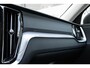 Volvo V60 B3 Automaat Mild Hybrid Essential | Verwarmbare voorstoelen achterbank en stuurwiel | DAB | Apple Carplay/Android auto | Parkeercamera | Navigatiesysteem
