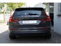 Volvo V60 B3 Automaat Mild Hybrid Essential | Verwarmbare voorstoelen achterbank en stuurwiel | DAB | Apple Carplay/Android auto | Parkeercamera | Navigatiesysteem