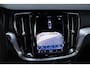Volvo V60 B3 MILD HYBRID AUT. ESSENTIAL | Google Maps navigatie | Parkeercamera | Apple Carplay | Verwarmbaar stuurwiel | Verwarmbare voorstoelen | Buitenste zitplaatsen achter verwarmbaar |
