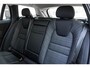 Volvo V60 B3 MILD HYBRID AUT. ESSENTIAL | Google Maps navigatie | Parkeercamera | Apple Carplay | Verwarmbaar stuurwiel | Verwarmbare voorstoelen | Buitenste zitplaatsen achter verwarmbaar |