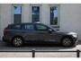 Volvo V60 B3 Automaat Mild Hybrid Essential | Verwarmbare voorstoelen achterbank en stuurwiel | DAB | Apple Carplay/Android auto | Parkeercamera | Navigatiesysteem