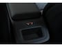 Volvo V60 B3 MILD HYBRID AUT. ESSENTIAL | Google Maps navigatie | Parkeercamera | Apple Carplay | Verwarmbaar stuurwiel | Verwarmbare voorstoelen | Buitenste zitplaatsen achter verwarmbaar |