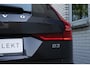 Volvo V60 B3 MILD HYBRID AUT. ESSENTIAL | Google Maps navigatie | Parkeercamera | Apple Carplay | Verwarmbaar stuurwiel | Verwarmbare voorstoelen | Buitenste zitplaatsen achter verwarmbaar |