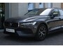 Volvo V60 B3 MILD HYBRID AUT. ESSENTIAL | Google Maps navigatie | Parkeercamera | Apple Carplay | Verwarmbaar stuurwiel | Verwarmbare voorstoelen | Buitenste zitplaatsen achter verwarmbaar |