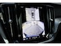 Volvo V60 T6 Plug-In Hybrid Aut. AWD Plus Dark | Onyx Black Metallic | 360° camera | BLIS | Adapt. Cruise Control | Elek. Bed. stoelen met memory | Google-Maps navigatie | Glazen pook | Verwarmbare voor- en achterstoelen | Harman Kardon premium audio | Leder-pakket
