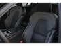 Volvo V60 T6 Plug-In Hybrid Aut. AWD Plus Dark | Onyx Black Metallic | 360° camera | BLIS | Adapt. Cruise Control | Elek. Bed. stoelen met memory | Google-Maps navigatie | Glazen pook | Verwarmbare voor- en achterstoelen | Harman Kardon premium audio | Leder-pakket