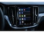 Volvo V60 B3 Mild Hybrid Essential Edition | Trekhaak semi elektrisch inklapbaar | Verwarmbare voorstoelen | Verwarmbaar stuurwiel | Apple carplay/Android auto| DAB | 18 inch lichtmetalen velgen