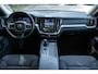Volvo V60 B3 Mild Hybrid Essential Edition | Trekhaak semi elektrisch inklapbaar | Verwarmbare voorstoelen | Verwarmbaar stuurwiel | Apple carplay/Android auto| DAB | 18 inch lichtmetalen velgen