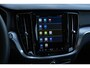 Volvo V60 B3 Mild Hybrid Essential Edition | Trekhaak semi elektrisch inklapbaar | Verwarmbare voorstoelen | Verwarmbaar stuurwiel | Apple carplay/Android auto| DAB | 18 inch lichtmetalen velgen