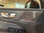 Volvo V60 2.0 T6 AWD Ultimate Dark | NIEUW | Schuif/-Kanteldak | Head-Up D