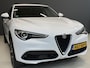 Alfa Romeo Stelvio 2.0 Turbo 280pk AWD Super Q4 Apple carplay, stuurschakeling, performance pack, Afneembare trekhaak