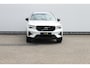 Volvo XC40 B3 177PK Automaat Plus Dark Google infotainment / Draadloos telefoon opladen / Elektrisch bedienbare bestuurdersstoel met geheugen / Adaptieve Cruise Control