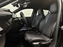Peugeot e-2008 EV GT 50 kWh | Apple Carplay | Verwarmde voorstoelen | Snellaad functie | Keyless Entry |