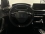 Peugeot e-2008 EV GT 50 kWh | Apple Carplay | Verwarmde voorstoelen | Snellaad functie | Keyless Entry |