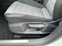 Volkswagen Golf 1.4 TSI R-Line uitvoering Automaat 150PK Navigatie Connected ACT