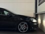 Mercedes-Benz A-klasse 180 AMG, Airco, Parkeersensoren, LED, Climate Control, Navigatie, 18" Lichtmetalen Velgen