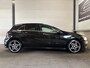 Mercedes-Benz A-klasse 180 AMG, Airco, Parkeersensoren, LED, Climate Control, Navigatie, 18" Lichtmetalen Velgen