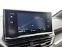 Peugeot 5008 SUV GT 1.6 180pk Automaat | Trekhaak | 7 Zitplaatsen | Navigatie | Achteruitrijcamera | Handsfree achterklep | Stoelverwarming | Climate Control | Adaptieve Cruise Control | Full Led koplampen | Keyless | Parkeersensoren v+a | Dodehoeksensor | Apple Carplay / Android Auto | DAB+ radio | Donker getint glas | 18" lichtmetalen velgen |