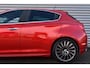 Alfa Romeo Giulietta 1.4 T Business Executive Automaat | Leder | Pano | Navi | Clima | Cruise | PDC | LMV