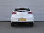 Mazda 2 1.5 Skyactiv-G Luxury | Stuur-/stoelverwarming | Camera | Apple Carplay/Android Auto | Navi | Dodehoek detectie | Clima | 16" LM | Cruise |