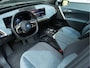 BMW iX xDrive40 - Sportpakket - Pano - Trekhaak - Soft Close - Driving Ass Prof - Lasers