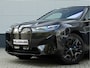 BMW iX xDrive40 - Sportpakket - Pano - Trekhaak - Soft Close - Driving Ass Prof - Lasers