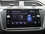 Volkswagen Tiguan 1.4 TSI eHybrid Life | 245 PK | Automaat | Trekhaak | Verwarmbaar Stuurwiel | Digital Cockpit PRO | Winter pakket |
