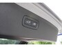 Volvo XC90 T8 Plug-in hybrid AWD Ultra Dark Verwarmbare voorstoelen | Massagefunctie voorstoelen | Verwarmbaar stuurwiel | Ventileerbare voorstoelen | Verwarmbare achterbank | Premium Audio by Bowers & Wilkins | Panoramadak | Luchtvering | Rondom zichtcamera | 22 inch Lichtmetalen velgen | Semi elektrische trekhaak