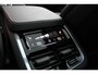 Volvo XC90 T8 Plug-in hybrid AWD Ultra Dark Verwarmbare voorstoelen | Massagefunctie voorstoelen | Verwarmbaar stuurwiel | Ventileerbare voorstoelen | Verwarmbare achterbank | Premium Audio by Bowers & Wilkins | Panoramadak | Luchtvering | Rondom zichtcamera | 22 inch Lichtmetalen velgen | Semi elektrische trekhaak