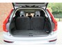 Volvo XC90 T8 Plug-in hybrid AWD Ultra Dark Verwarmbare voorstoelen | Massagefunctie voorstoelen | Verwarmbaar stuurwiel | Ventileerbare voorstoelen | Verwarmbare achterbank | Premium Audio by Bowers & Wilkins | Panoramadak | Luchtvering | Rondom zichtcamera | 22 inch Lichtmetalen velgen | Semi elektrische trekhaak