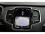 Volvo XC90 T8 Plug-in hybrid AWD Ultra Dark Verwarmbare voorstoelen | Massagefunctie voorstoelen | Verwarmbaar stuurwiel | Ventileerbare voorstoelen | Verwarmbare achterbank | Premium Audio by Bowers & Wilkins | Panoramadak | Luchtvering | Rondom zichtcamera | 22 inch Lichtmetalen velgen | Semi elektrische trekhaak