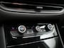 Opel Grandland Turbo Business Elegance 131pk | Camera | Cruise Control | Lederen Sportstoelen Verwarmd | Park Assist | Apple Carplay | Verwarmd Stuur | Navigatie | Virtual | DAB |