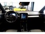 Volvo XC40 1.5 T4 Plug-in Hybrid 155kW/211pk DCT7 Inscription Exp. FACELIFT! CLIMA + ADAPT.CRUISE + BLIS + NAVI SENSUS + LANE ASSIST + SPORTSTOELEN + KEYLESS ENTRY&GO + EL.ACHTERKLEP + CAMERA + PD-GLASS + PARKSENSOREN V&A + 18" LM-VELGEN!!