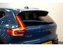 Volvo XC40 1.5 T4 Plug-in Hybrid 155kW/211pk DCT7 Inscription Exp. FACELIFT! CLIMA + ADAPT.CRUISE + BLIS + NAVI SENSUS + LANE ASSIST + SPORTSTOELEN + KEYLESS ENTRY&GO + EL.ACHTERKLEP + CAMERA + PD-GLASS + PARKSENSOREN V&A + 18" LM-VELGEN!!