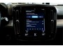 Volvo XC40 1.5 T4 Plug-in Hybrid 155kW/211pk DCT7 Inscription Exp. FACELIFT! CLIMA + ADAPT.CRUISE + BLIS + NAVI SENSUS + LANE ASSIST + SPORTSTOELEN + KEYLESS ENTRY&GO + EL.ACHTERKLEP + CAMERA + PD-GLASS + PARKSENSOREN V&A + 18" LM-VELGEN!!