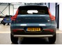 Volvo XC40 1.5 T4 Plug-in Hybrid 155kW/211pk DCT7 Inscription Exp. FACELIFT! CLIMA + ADAPT.CRUISE + BLIS + NAVI SENSUS + LANE ASSIST + SPORTSTOELEN + KEYLESS ENTRY&GO + EL.ACHTERKLEP + CAMERA + PD-GLASS + PARKSENSOREN V&A + 18" LM-VELGEN!!